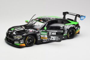 BMW M4 GT3 G82 #10 S. Green / M. Krutten Schubert Motorsport ADAC GT Masters Red Bull Ring Winner 2022 Minichamps 1:18 113222 - imagem 2 de 8