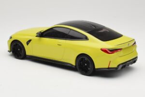 BMW M4 G82 Amarelo Minichamps 1:18 155020120 Metal - imagem 5 de 6