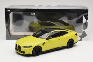 BMW M4 G82 Amarelo Minichamps 1:18 155020120 Metal - imagem 6 de 6