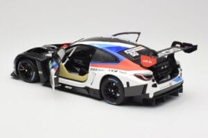 BMW M4 GT3 Ceccato Racing #50 T. Glock DTM Imola 2022 Minichamps 1:18 113222050 Metal - imagem 5 de 8