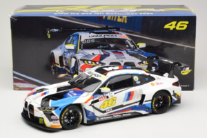 BMW M4 GT3 #46 V. Rossi / A. Farfus / M. Martin Team WRT 12 Hours of Bathurst 2023 Minichamps 1:18 113232146 Metal - imagem 8 de 8
