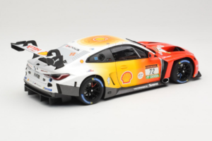 BMW M4 GT3 #72 D. Harper / M. Hesse / C. Weerts BMW M Team RMG 24 Hours of Nurburgring 2024 Minichamps 1:18 113242072 Metal - imagem 3 de 8