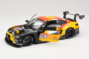 BMW M4 GT3 #72 D. Harper / M. Hesse / N. Verhagen BMW Junior Team 24 Hours of Nurburgring 2023 Minichamps 1:18 113232072 Meta - imagem 2 de 8
