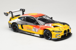 BMW M4 GT3 #72 D. Harper / M. Hesse / N. Verhagen BMW Junior Team 24 Hours of Nurburgring 2023 Minichamps 1:18 113232072 Meta - imagem 6 de 8