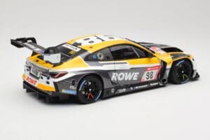 BMW M4 GT3 #98 M. Wittmann / S. van der Linde Rowe Racing ADAC 24h Nurburgring 2023 Minichamps 1:18 113232098 Metal - imagem 3 de 8