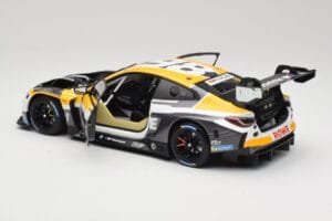 BMW M4 GT3 #98 M. Wittmann / S. van der Linde Rowe Racing ADAC 24h Nurburgring 2023 Minichamps 1:18 113232098 Metal - imagem 5 de 8