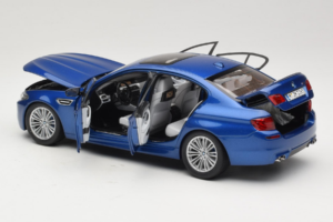 BMW M5 F10 Monte Carlo Blue Paragon 1:18 80432186352 Metal - imagem 5 de 8