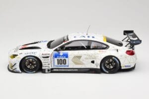 BMW M6 GT3 F13 #100 Schubert Motorsport J. Edwards / J. Klingmann 24h Nurburgring 2016 Minichamps 1:18 155162611 Metal - imagem 3 de 6