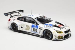 BMW M6 GT3 F13 #100 Schubert Motorsport J. Edwards / J. Klingmann 24h Nurburgring 2016 Minichamps 1:18 155162611 Metal - imagem 4 de 6
