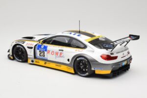 BMW M6 GT3 F13 #23 Rowe Racing A. Sims / P. Eng 24h Nurburgring 2016 Minichamps 1:18 155162623 Metal - imagem 5 de 6