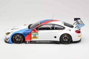 BMW M6 GT3 F13 #42 BMW Team Schnitzer R. Collard / P. Eng ADAC GT Masters Oschersleben 2017 Minichamps 1:18 155172652 Metal - imagem 3 de 6