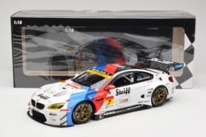 BMW M6 GT3 F13 #7 BMW Team Studie AG J. Muller / S. Ara Super GT Series 2016 Minichamps 1:18 155162607 Metal - imagem 6 de 6
