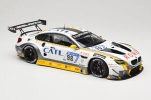 BMW M6 GT3 F13 #98 Rowe Racing M. Palttala / N. Catsburg 2nd Place 24 Hours of Nurburgring 2017 Minichamps 1:18 155172698 Met - imagem 4 de 6