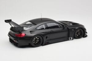 BMW M6 GT3 F13 Plain Body Version Matte Black Minichamps 1:18 155162610 Metal - imagem 2 de 6