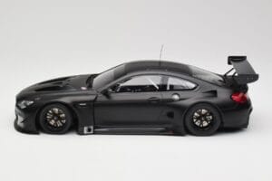 BMW M6 GT3 F13 Plain Body Version Matte Black Minichamps 1:18 155162610 Metal - imagem 3 de 6
