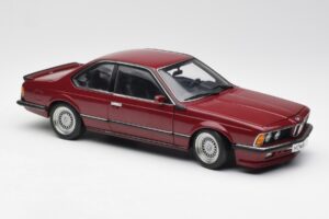 BMW M635 CSi E24 Karmin Vermelho AUTOart 1:18 70528 Metal - imagem 6 de 8