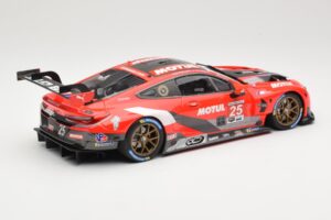 BMW M8 GTE RLL Racing #25 C. De Phillippi / B. Spengler Class Winners IMSA GP Road Atlanta 2020 Minichamps 1:18 155202995 Met - imagem 2 de 6