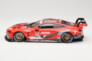 BMW M8 GTE RLL Racing #25 C. De Phillippi / B. Spengler Class Winners IMSA GP Road Atlanta 2020 Minichamps 1:18 155202995 Met - imagem 3 de 6
