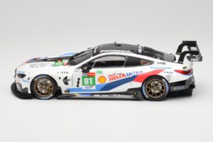 BMW M8 GTE #81 Team MTEK M. Tomczyk / N. Catsburg / N. Yelloly 24 Hours of Le Mans 2018 Minichamps 1:18 155182981 Metal - imagem 3 de 6