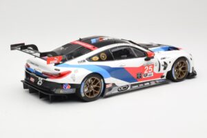 BMW M8 GTE Team RLL #25 C. De Phillippi / A. Farfus Class Winners 24 Hours of Daytona 2019 Minichamps 1:18 155192925 Metal - imagem 2 de 6
