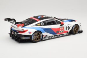 BMW M8 GTE Team RLL C. De Phillippi / B. Auberlen 2nd in Class 12 Hours of Sebring 2018 Minichamps 1:18 155182925 Metal - imagem 2 de 6