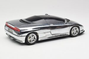 BMW Nazca M12 Chrome Silver Revell 1:18 08916 Metal - imagem 3 de 8