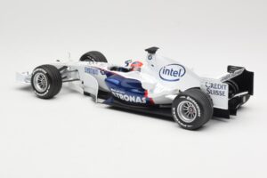BMW Sauber F1.07 #10 R. Kubica Launch Version 2007 Minichamps 1:18 80430426995 Metal - imagem 5 de 7