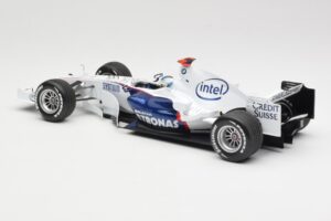 BMW Sauber F1.07 #9 N. Heidfeld Launch Version 2007 Minichamps 1:18 80430426994 Metal - imagem 5 de 7