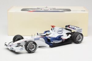 BMW Sauber F1.07 #9 N. Heidfeld Launch Version 2007 Minichamps 1:18 80430426994 Metal - imagem 7 de 7