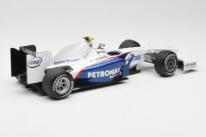 BMW Sauber F1.09 #6 N. Heidfeld Launch Version 2009 Minichamps 1:18 80432154856 Metal - imagem 2 de 7