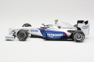 BMW Sauber F1.09 #6 N. Heidfeld Launch Version 2009 Minichamps 1:18 80432154856 Metal - imagem 3 de 7