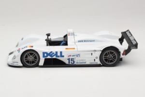 BMW V12 LMR #15 Y. Dalmas / J. Winkelhock / P. Martini 24 Hours of Le Mans Winner 1999 Maisto 1:18 56062 Metal - imagem 4 de 8