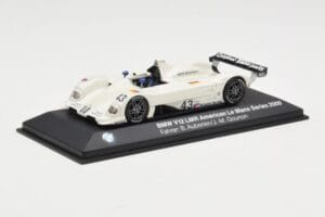 BMW V12 LMR LMP1 #43 B. Auberlen / M. Gounon 24 Hours of Le Mans 2000 Minichamps 1:43 80420018216 Metal - imagem 2 de 4