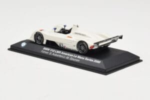 BMW V12 LMR LMP1 #43 B. Auberlen / M. Gounon 24 Hours of Le Mans 2000 Minichamps 1:43 80420018216 Metal - imagem 3 de 4