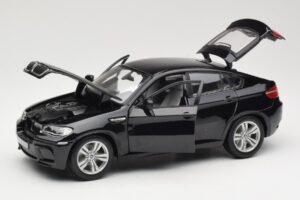 BMW X6 M E71 Preto Bburago 1:18 18-12081 Metal - imagem 2 de 8