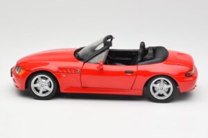 BMW Z3 E36/7 Cabriolet Vermelho UT Models 1:18 180024330 Metal - imagem 4 de 8