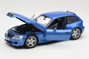 BMW Z3 M Coupe E36/8 Preto UT Models 1:18 80439422194 Metal - imagem 2 de 8