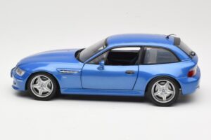 BMW Z3 M Coupe E36/8 Preto UT Models 1:18 80439422194 Metal - imagem 4 de 8