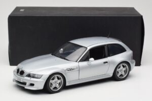 BMW Z3 M Coupe E36/8 Prata UT 1:18 80430020856 Metal - imagem 8 de 8