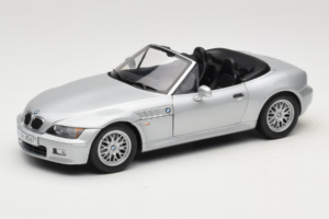 BMW Z3 Roadster 1.8 Prata Edição Concessionário UT Models 1:18 80439411712 Metal