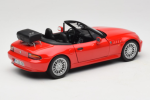 BMW Z3 Roadster 1.9 Vermelho Edição Concessionário UT Models 1:18 80439423068 Metal - imagem 3 de 8