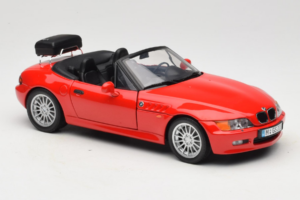 BMW Z3 Roadster 1.9 Vermelho Edição Concessionário UT Models 1:18 80439423068 Metal - imagem 6 de 8