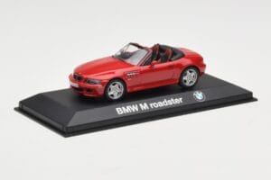 BMW Z3 Roadster 2.8 Vermelho Minichamps 1:43 BMW004 Metal - imagem 2 de 4