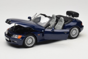 BMW Z3 Roadster Azul Edição Concessionário UT Models 1:18 80439422186 Metal - imagem 2 de 8