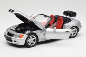 BMW Z3 Roadster Com Porta-Bagagens Prata UT Models 1:18 20407 Metal - imagem 2 de 8