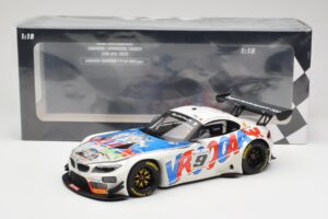 BMW Z4 E89 GT3 #9 Roal Motorsport A. Zanardi / B. Spengler 24 Hours of Spa 2015 Minichamps 1:18 151152309 Metal - imagem 6 de 6