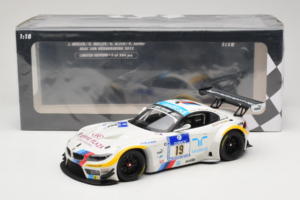 BMW Z4 GT3 #19 Team Schubert J. Muller / D. Muller ADAC 24 Hours Nurburgring 2012 Minichamps 1:18 151122319 Metal - imagem 6 de 6