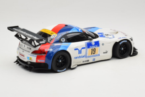 BMW Z4 GT3 #19 Team Schubert J. Muller / D. Muller ADAC 24 Hours Nurburgring 2013 Minichamps 1:18 151132319 Metal - imagem 2 de 6