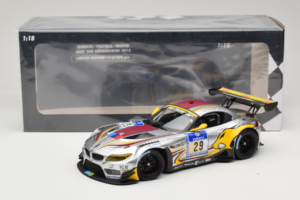 BMW Z4 GT3 #29 VDS Racing Team B. Leinders / F. Paltalla ADAC 24 Hours Nurburgring 2012 Minichamps 1:18 151122329 Metal - imagem 6 de 6