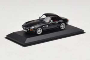BMW Z8 Preto Hardtop Minichamps 1:43 BMW018 Metal - imagem 2 de 4